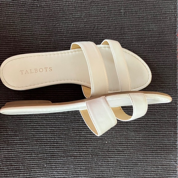 Two (2) pair summer Talbots Slides - Navy and White - Picture 8 of 8